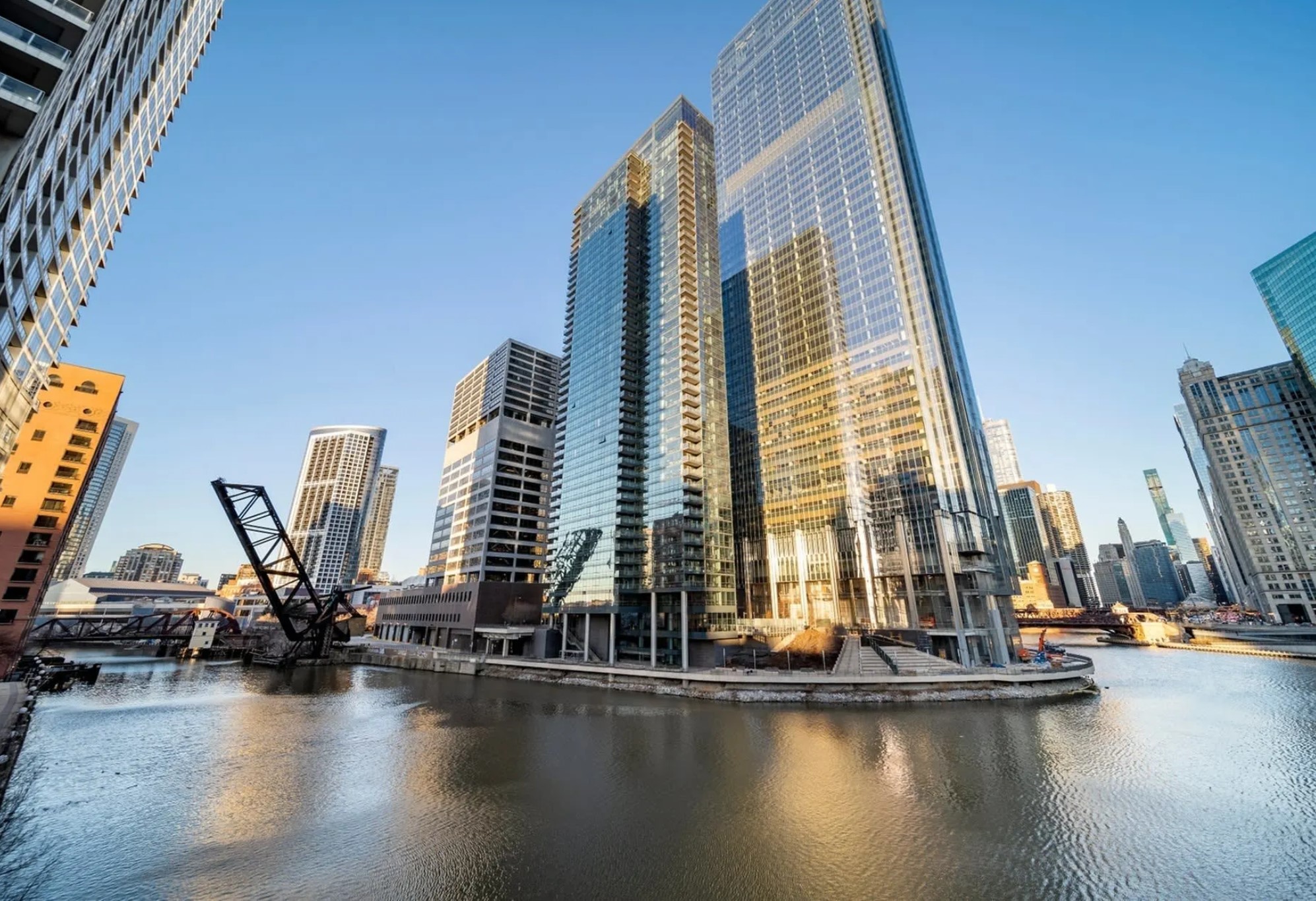 Wolf Point West neighborhood image